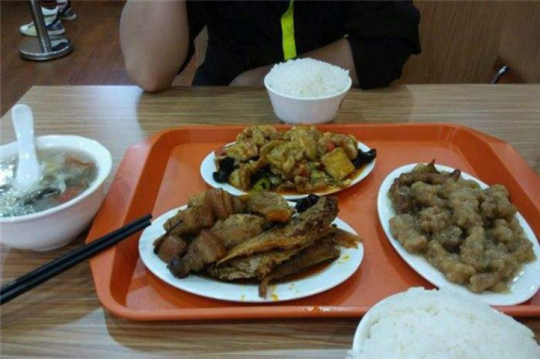 潘师傅中式快餐